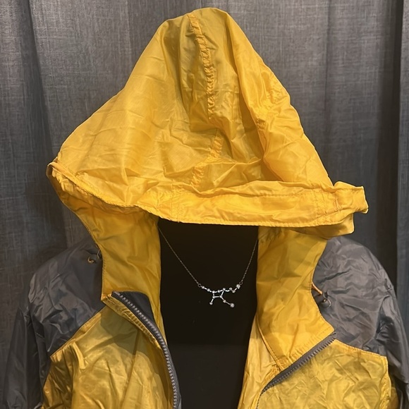 Yellow and Gray Eddie Bauer Windbreaker - Picture 5 of 6